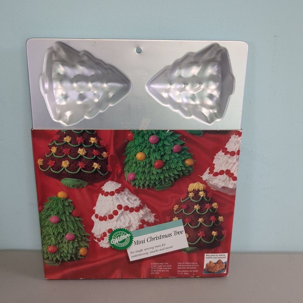 Wilton Mini Christmas Tree Baking Pan~Cakes~Brownies New 1984